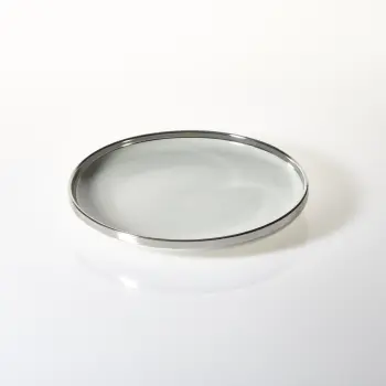 Talerz obiadowy Cindy szary ze srebrnym paskiem